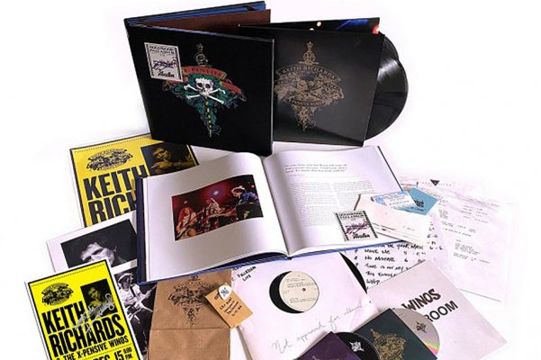 kr-palladiumboxset-signedposter_1.jpg