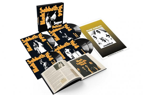 Sabbath-vol.-4-deluxe.jpg