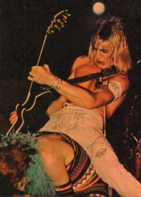 ronson-bowie_03.jpg