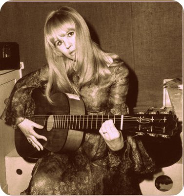 marianne-faithfull-the-artist.jpg