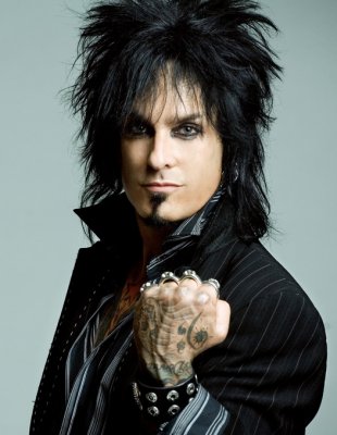 Nikki-Sixx-2009.jpg