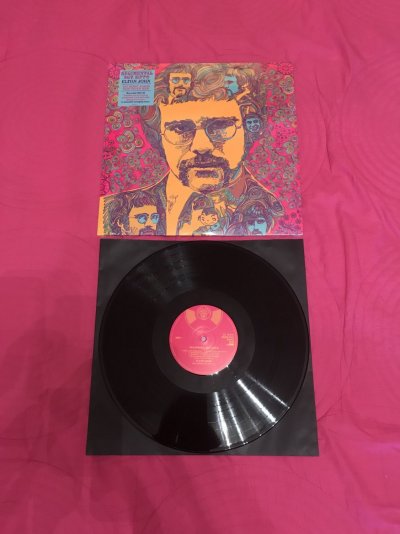 Elton.jpg