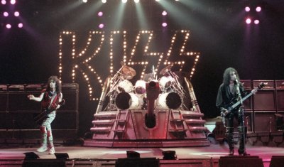 Kiss(1-25-1984(c)BillO'Leary)006.jpg