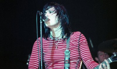 JoanJett(4-11-1981(c)BillO'Leary)001.jpg