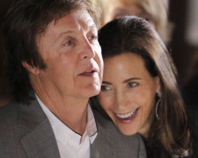z9556134X,Paul-McCartney-i-Nancy-Shevell.jpg