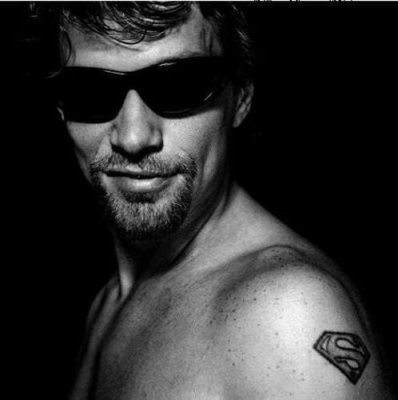 Jon-Bon-Jovi-bon-jovi-12355009-498-500.jpg