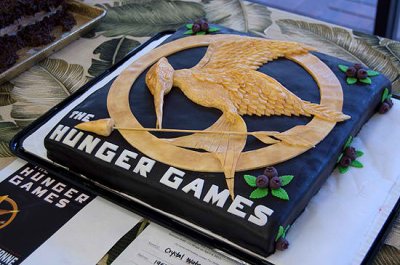Hunger-Games-Cake.jpg