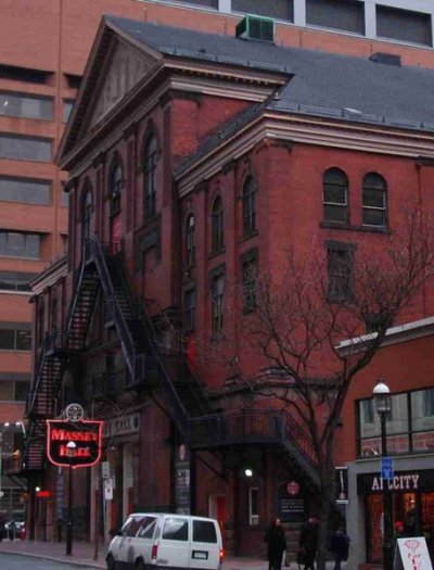 457px-Massey_hall_-se.jpg