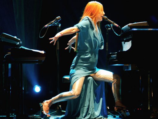 20090811_ToriAmos1.jpg