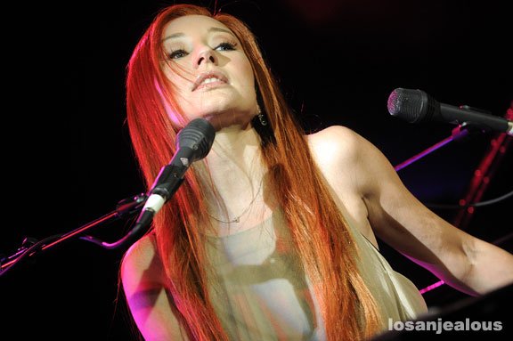 tori_amos_08.jpg