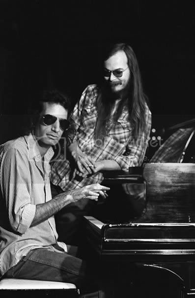 steely-dan-piano-lrg.jpg