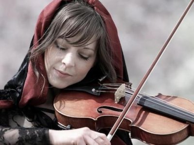 lindsey-stirling-slider-2_crop.jpg
