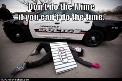 political-pictures-mimes-attention-street-performers.jpg