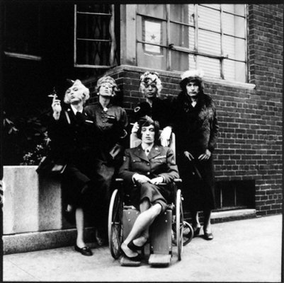 stones_in_drag_b.jpg stones_in_drag_b.jpg
