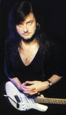 Michael_Weikath-1177.jpg
