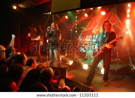 y-metal-band-quot-tsa-quot-at-the-concert-11203111.jpg