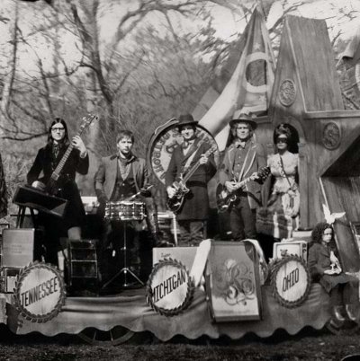 raconteurs.jpg raconteurs.jpg