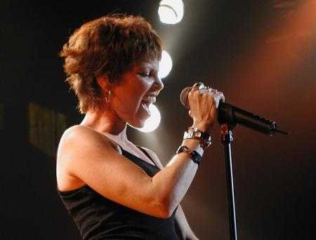 concert2001.jpg