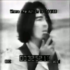 tumblr_lpwxk8MsCx1qhoa6zo1_250.gif