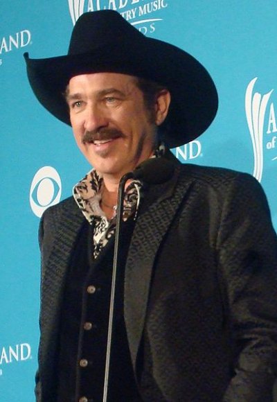 414px-KixBrooksApr10.jpg 414px-KixBrooksApr10.jpg