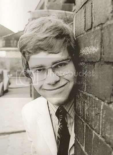 Elton_1967.jpg