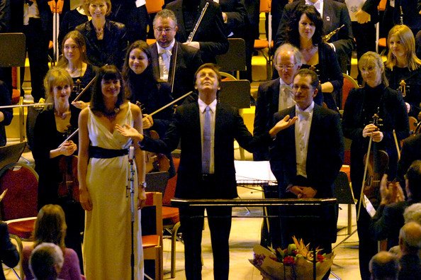 Cartney+Attends+Performance+Classical+xiRT9LKP6-ul.jpg