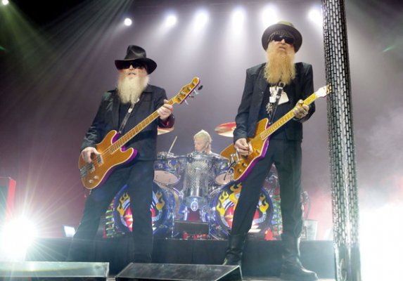 ZZ+Top+Performing+In+Munich+6KHK7Be2We4l.jpg ZZ+Top+Performing+In+Munich+6KHK7Be2We4l.jpg
