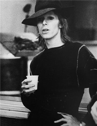 bowie8252.jpg bowie8252.jpg