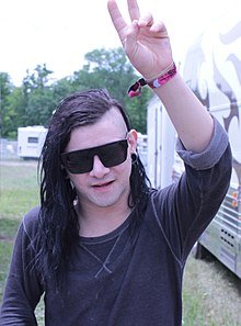 220px-Skrillex.jpg