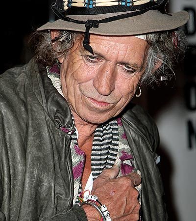 keithrichards-gal-shinealight.jpg