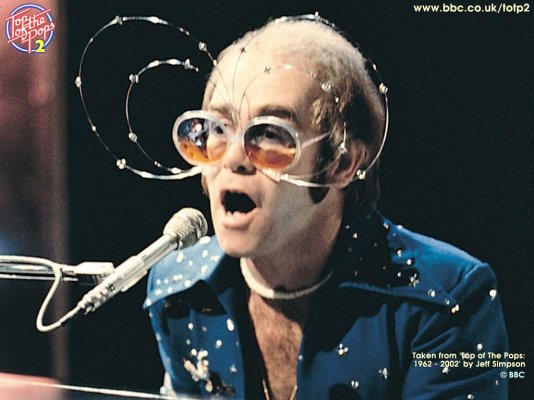 Elton-John-elton-john-149275_1024_768.jpg