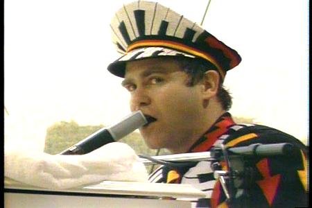 elton-john-central-park-80-dvd-3.jpg
