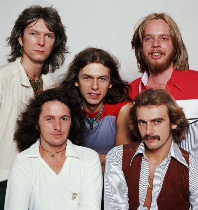 yes-vintage-shot-corbis-460-100-460-70.jpg