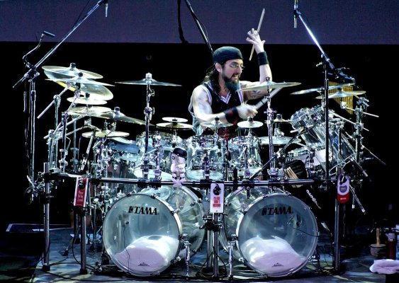 1024px-Portnoy_2327834448_d06703c5cd_o.jpg