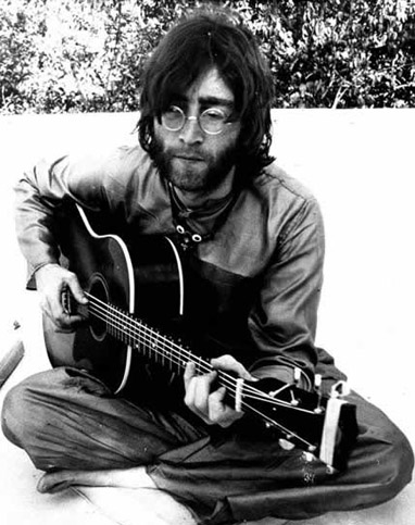 johnlennon090210.jpg