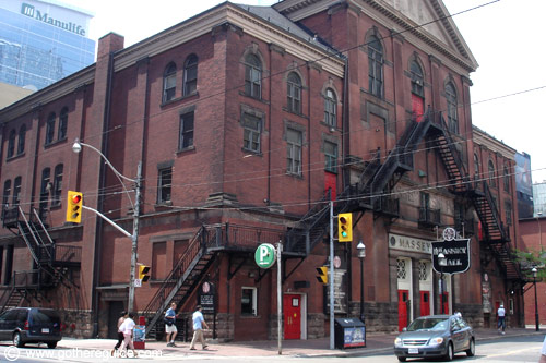 Massey_hall_toronto.jpg