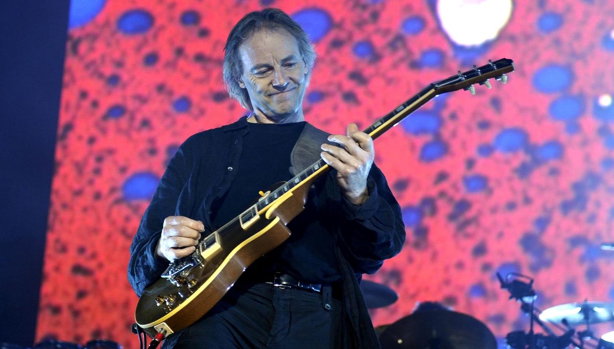 www.guitarworld.com